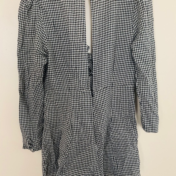 Open Back Gingham Romper - Picture 4 of 5